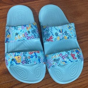Crocs Disney x Vera Bradley Little Mermaid Slides Women’s 5 Aqua Sandals